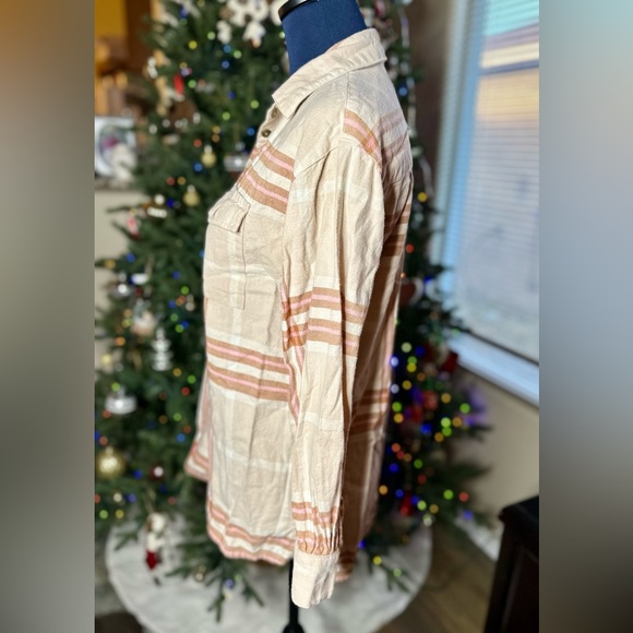 EUC Spell & the Gypsy Collective Musk Basecamp Flannel Botton Down Top - Picture 9 of 13